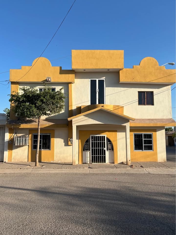 Casa en venta en 10 de Abril, Guamúchil — foto 1